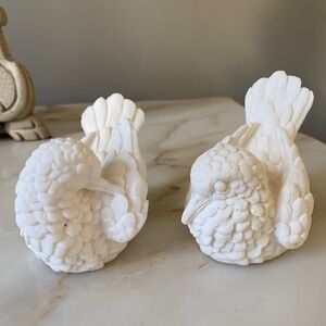 Pair of Two White Alabaster Lovebird Dove Figurines Vintage